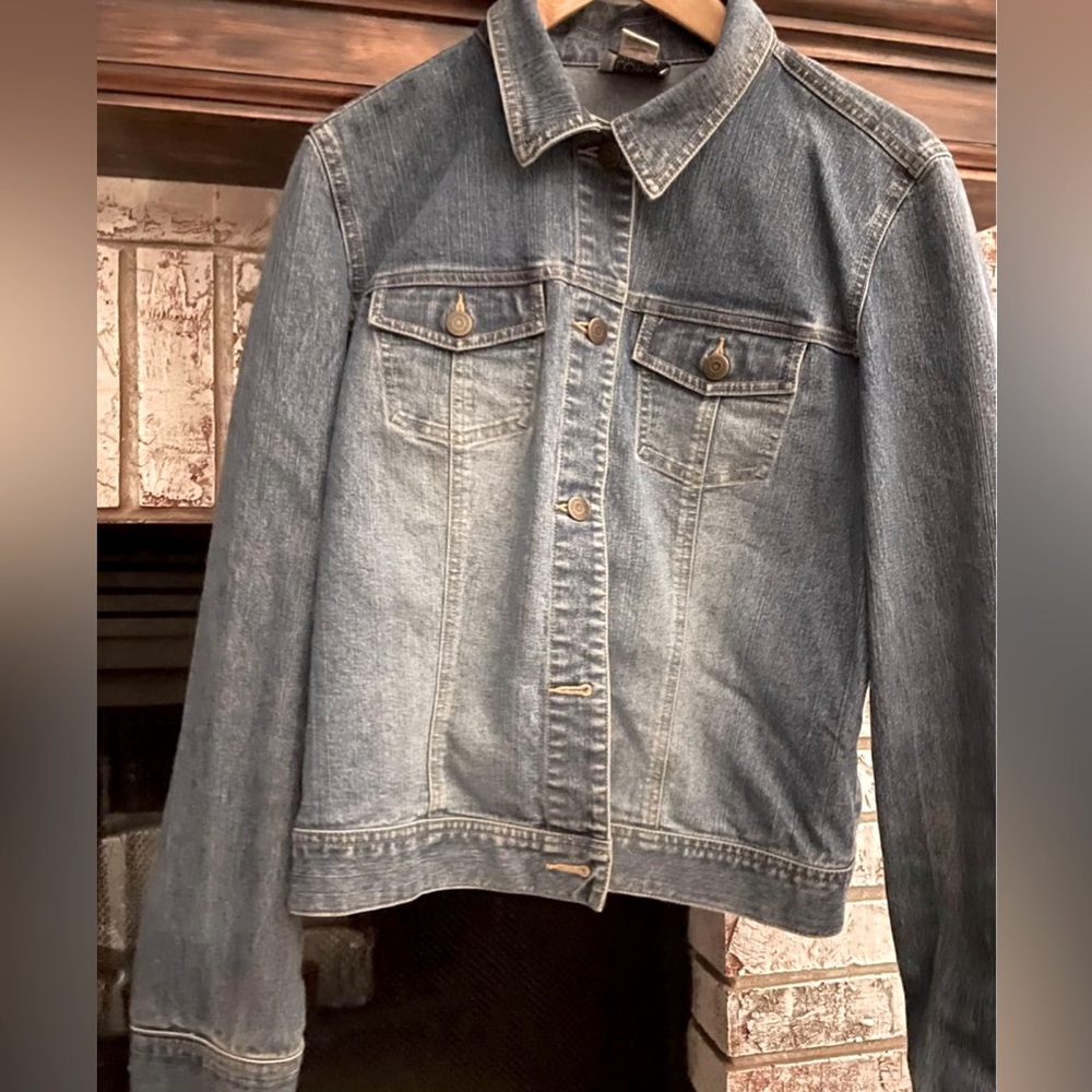 Women’s Jean jacket (Ann Taylor Loft size 8)